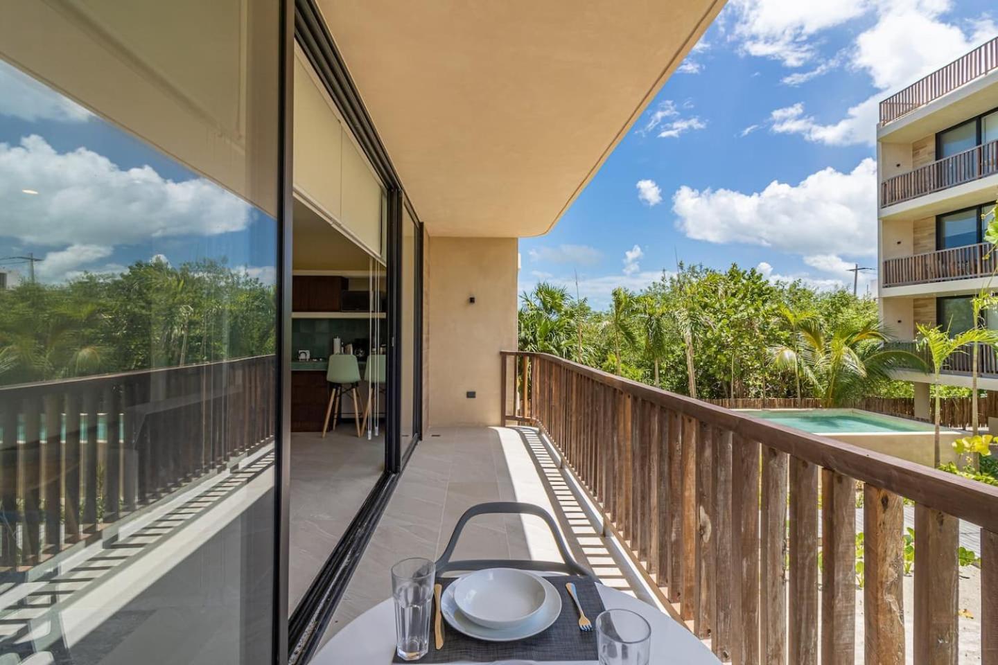 ホテル Pool View Loft Steps From The Ocean In Punta Cocos - C101 ホルボックス島 エクステリア 写真
